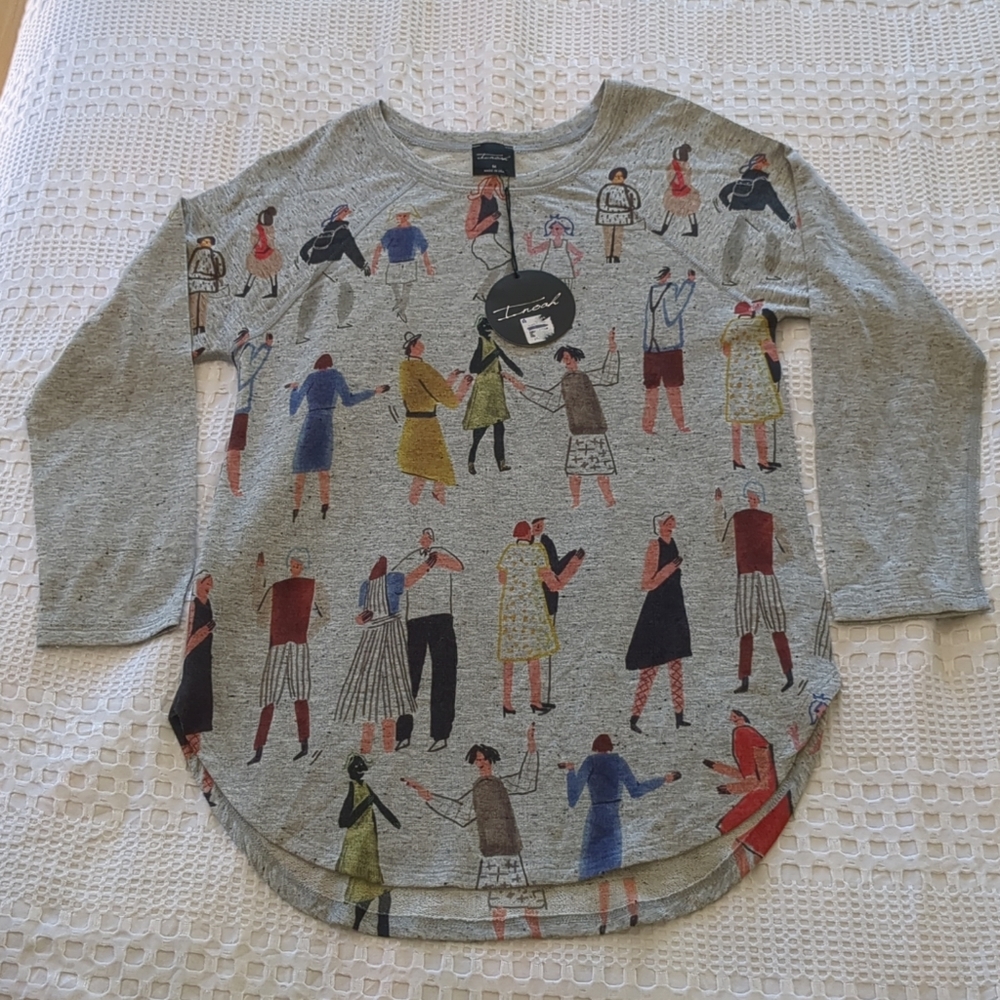 NWT Inoah Long Sleeve Shirt Medium Curve Hem Gray People Dancing Art To Wear - Picture 13 of 13